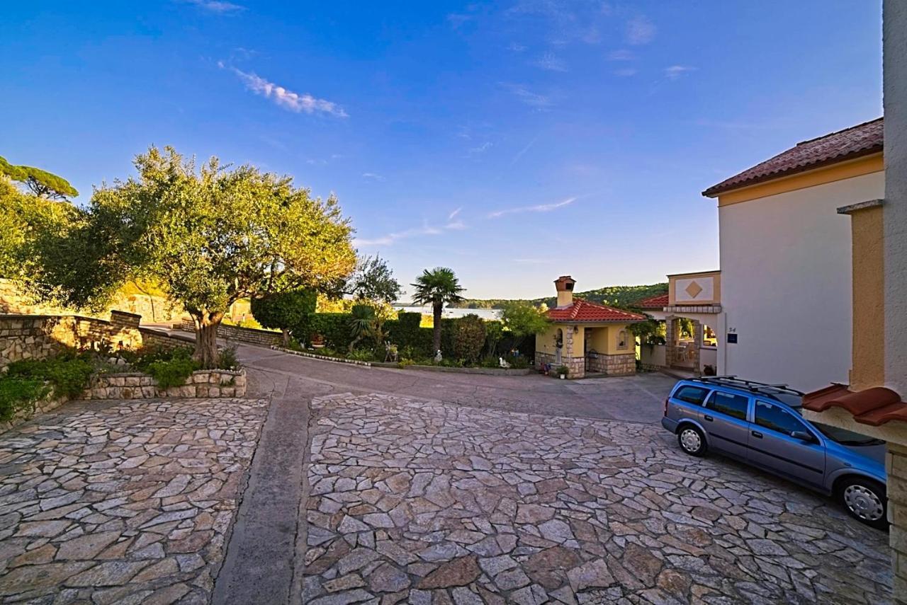 Studio Apartments Peric Rab Kampor Εξωτερικό φωτογραφία