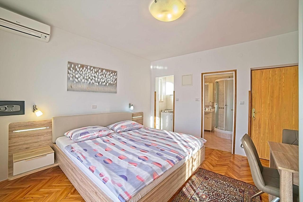 Studio Apartments Peric Rab Kampor Εξωτερικό φωτογραφία